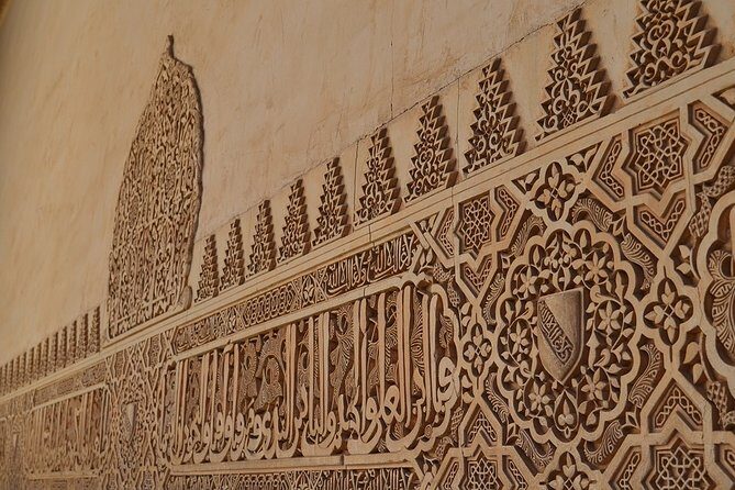 Guided visit to the Alcázar of Seville without queues - Your 1 hour 30 minutes inside the Real Alcázar