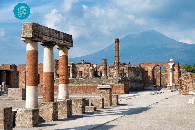 Half Day Tour to Pompeii from Ravello - Inside Pompeii: what you gain from a guided 2-hour walk