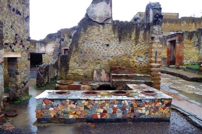 Herculaneum Private Tour with an Expert Archaeologist - Domus, Shops, Baths, and Marble Floors: What You’ll Actually Notice