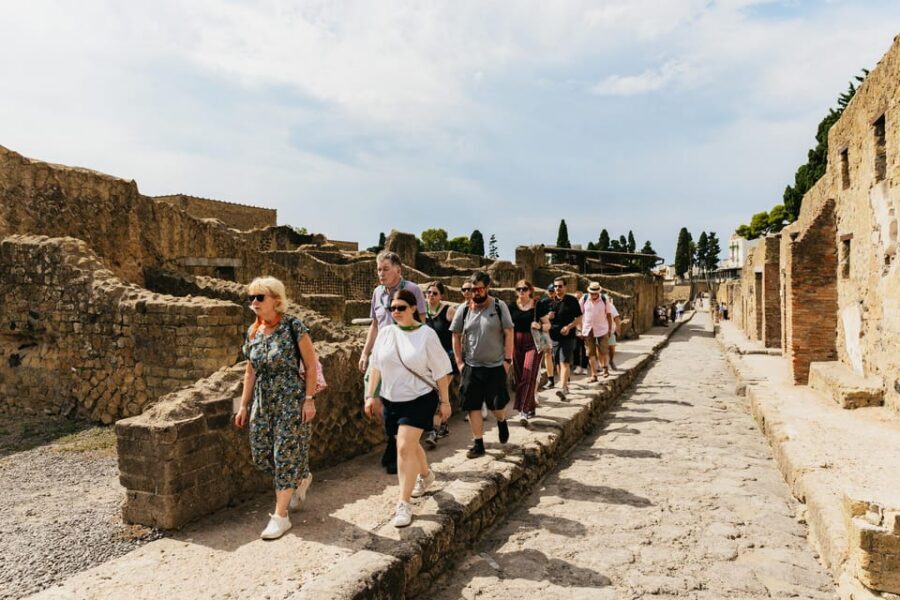Herculaneum: Skip-the-Line Guided Tour with Archaeologist - Why Herculaneum beats Pompeii for many first-timers