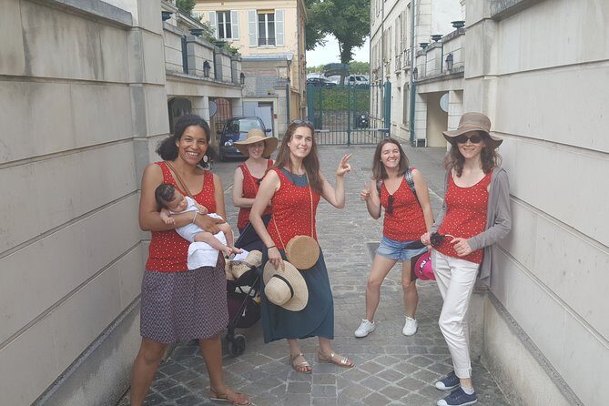 Historical treasure hunt in the city of Versailles - Story setup: D’Artagnan, a poison plot, and eight court suspects