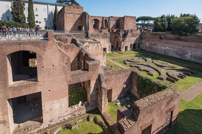 Houses of Augustus and Livia Private Tour with Roman Forum and Palatine Hill - Private Guide + Headsets: Why This Setup Works Better Than You Think