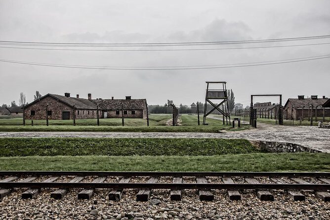 Krakow: Auschwitz-Birkenau Guided Tour with Hotel Transfer - Auschwitz-Birkenau from Krakow: What this day trip really feels like
