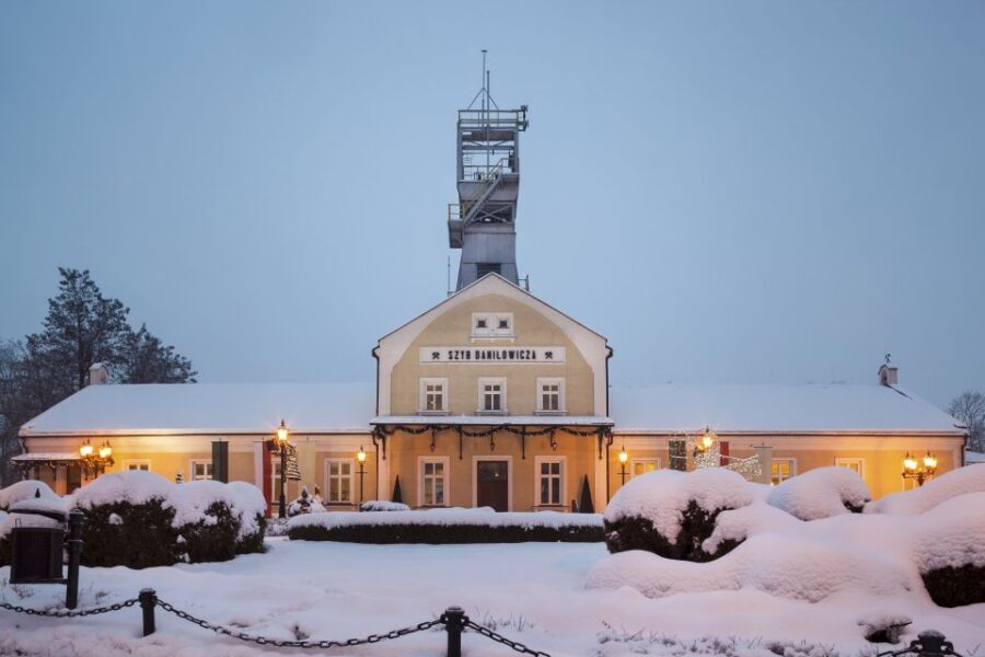 Krakow: River Cruise and Wieliczka Salt Mine Group Tour - What you’ll notice during the cruise (and why the audio guide matters)