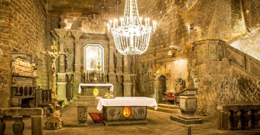 Krakow: Salt Mine Wieliczka Guided Tour Hotel Pickup - Timing, crowds, and why the route can feel tight