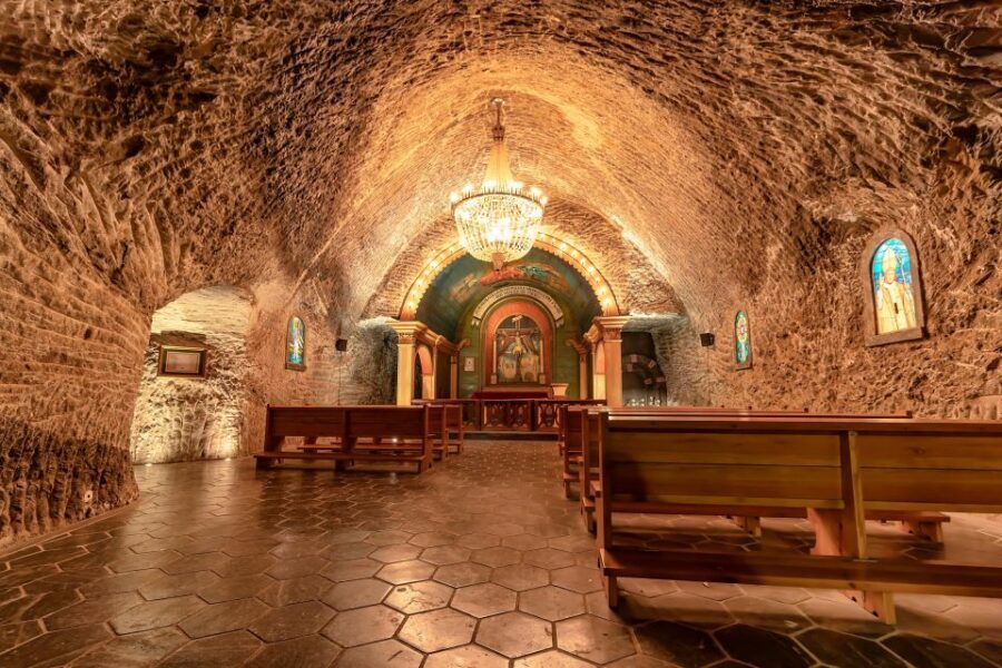 Krakow: Wieliczka Salt Mine Fast-Track Ticket & Guided Tour - Entering underground: your guide experience and language comfort