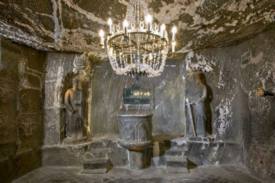 Kraków: Wieliczka Salt Mine Guided Tour with Hotel Pickup - Price and value: $37 that includes more than most