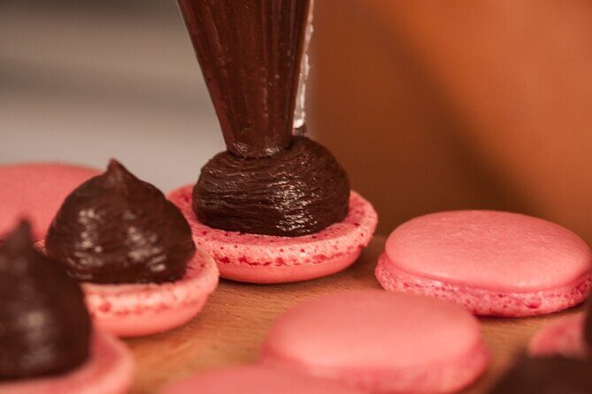 Macaron Baking Class - near Eiffel Tower - A near–Eiffel Tower macaron class in a real Paris apartment