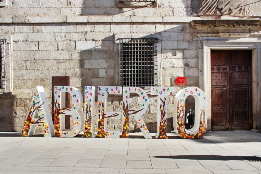 Madrid: Segovia and Toledo Tour, Alcazar, and Cathedral - Quick Takeaways