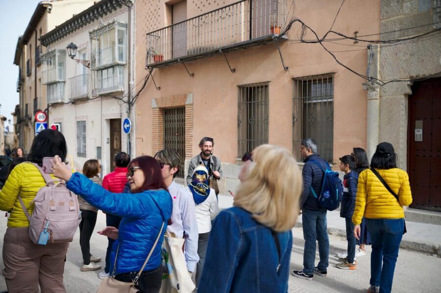 Madrid: Segovia and Toledo Tour, Alcazar, and Cathedral - Alcázar of Segovia: the fortress that looks like a storybook