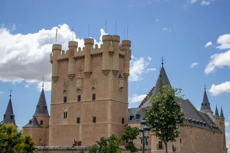 Madrid: Segovia & Ávila Full Day with Alcázar & Wall Tickets - Price and value: is $41 a smart deal for this day?