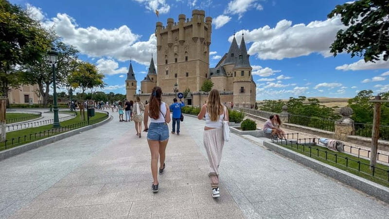 Madrid: Segovia & Ávila Full Day with Alcázar & Wall Tickets - Getting to Segovia: Plaza de Ópera to a first hit of history