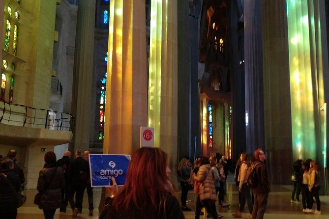 Montserrat Monastery and Sagrada Familia Tour with Liquor Tasting - The Middle of the Day: Lunch Time and the Real World of Between-Stop Logistics
