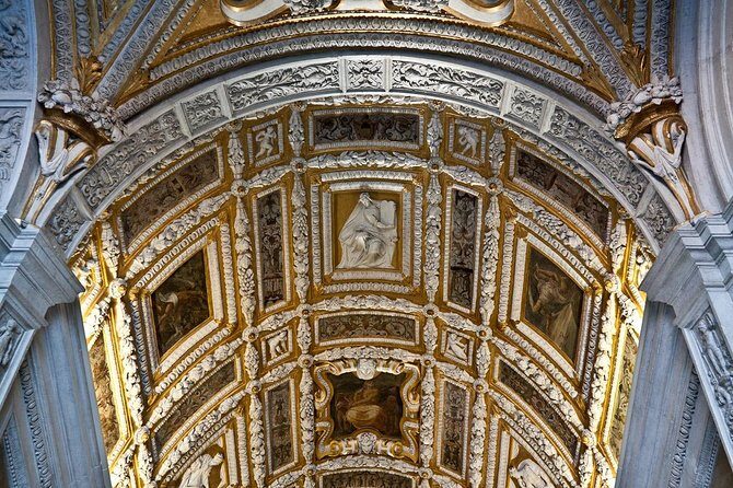 Morning Venice Walking Tour plus Doge's Palace Guided Visit - Basilica dei Santi Giovanni e Paolo: quick, meaningful, not ticketed