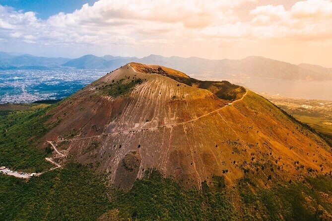 Mount Vesuvius and Pompeii private tour - Who this tour suits best (and who should be careful)
