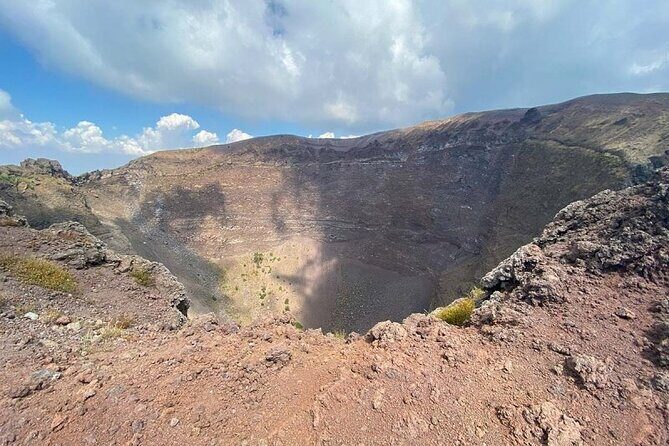Mount Vesuvius and Pompeii private tour - Should you book the Mount Vesuvius and Pompeii private tour?