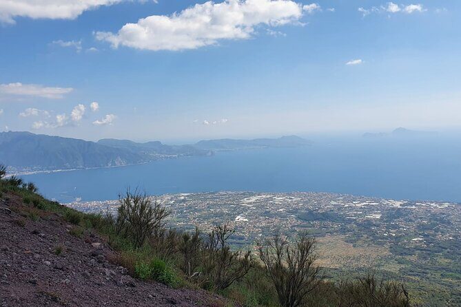 Mount Vesuvius Tour with Entry Ticket & Lunch - Pace, Fitness, and Footwear: Your Checklist for Vesuvius
