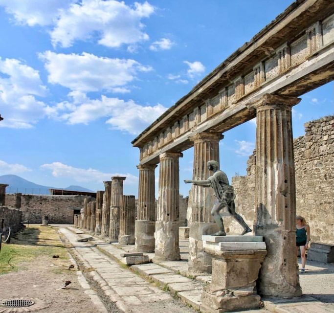 Naples: Pompeii and Vesuvius Skip-the-Line Day Trip - Languages and Audio Guides: Making Sure You Can Follow