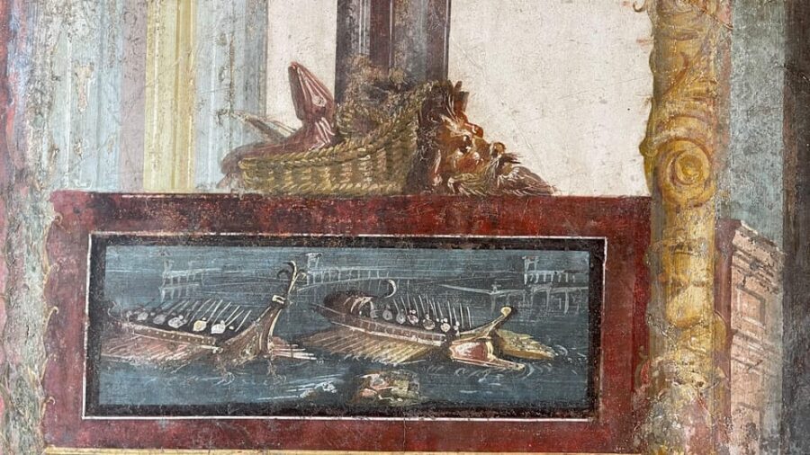 Naples: Pompeii Archaeology Park Tour & Skip-the-Line Entry - Meet outside Hotel Ramada and use the timing smartly