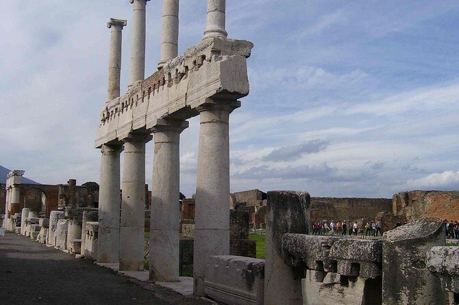 Naples Shore Excursion Mt Vesuvius and Pompeii Day Trip - Who this tour fits best