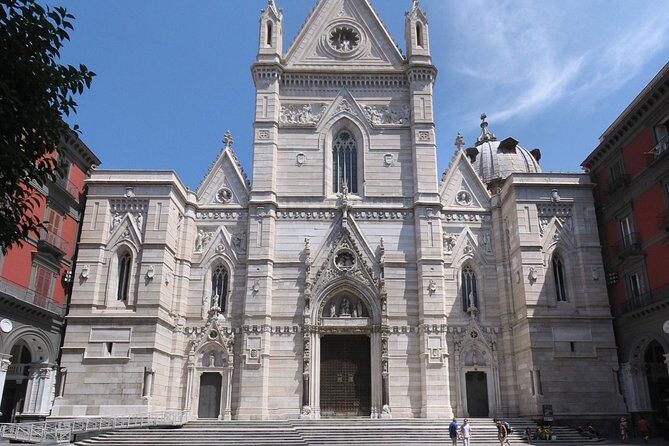 Naples Shore Excursion: Naples City and Pompeii Half Day Sightseeing Tour - Piazza del Plebiscito and the Royal Palace Area: Fast Classics, Big Atmosphere