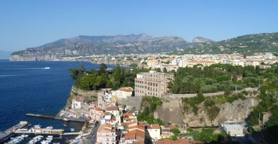 Naples: Sorrento, Amalfi Coast, Pompeii Trip from the Port - Naples Pickup: Finding the Van Without Losing a Vacation Hour