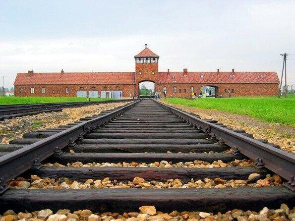 One day tour to Auschwitz-Birkenau & Salt Mine from Warsaw with private driver - Key Things You’ll Notice on This Tour