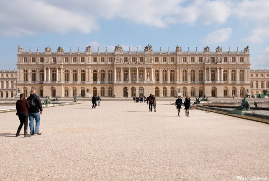 Palace of Versailles Guided Afternoon Tour from Paris - Royal Apartments: how the opulence becomes understandable
