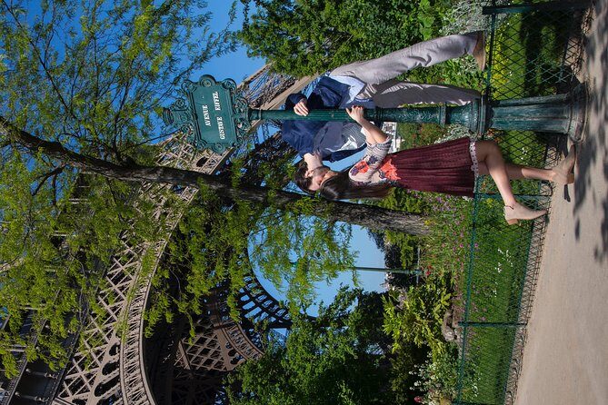Paris 2-Hour Eiffel Tower Walking Tour with Professional Photo Shoot - Carrousel de la Tour Eiffel: the quick fun stop (not included)