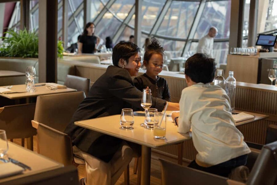 Paris: 3-Course Lunch at Eiffel Tower's Madame Brasserie - Key things to know before you go