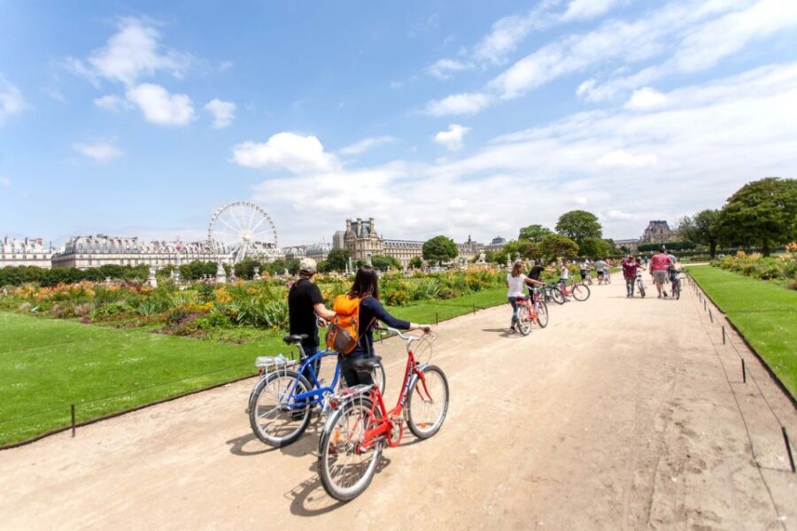 Paris Bike Tour: Eiffel Tower, Place de la Concorde & More - What the Group Ride Feels Like (Safety, Pace, and Comfort)