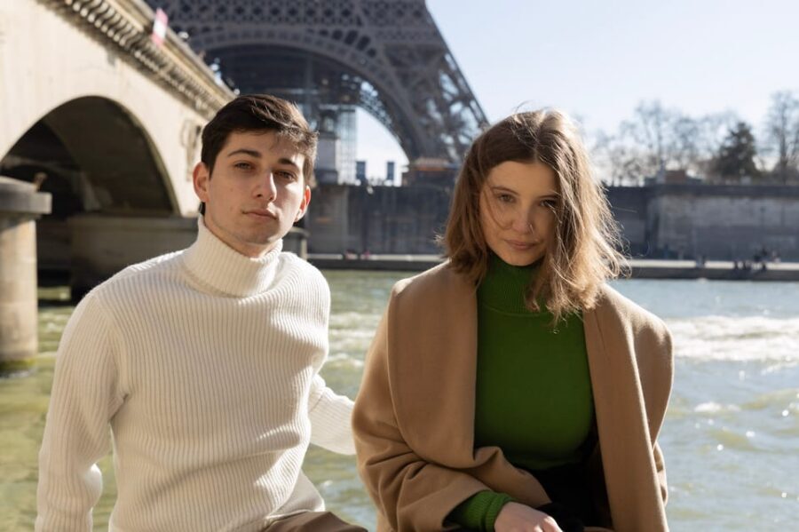 Paris: Eiffel Area Private Photoshoot - Price and Value: Is $48 for 25 Minutes Actually Fair?