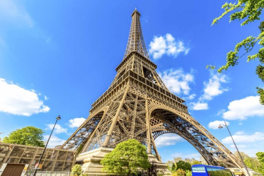 Paris: Eiffel Tower Access by Elevator & Seine River Cruise - Using your unlimited tower time like a pro (and not like a tourist)