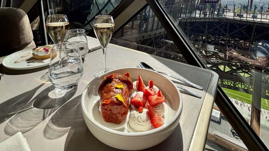 Paris: Eiffel Tower Dining, Gustave Menu at Madame Brasserie - The priority lift to first floor: where the evening starts