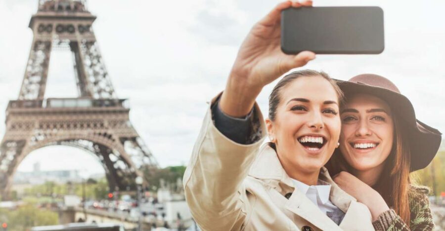 Paris: Eiffel Tower Hosted Tour, Seine Cruise and City Tour - Check-in closes early, and waits happen anyway