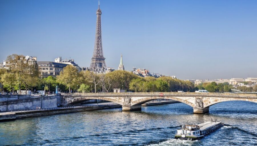 Paris: Eiffel Tower Hosted Tour, Seine Cruise and City Tour - Eiffel Tower: 2nd floor vs summit, and what you should choose