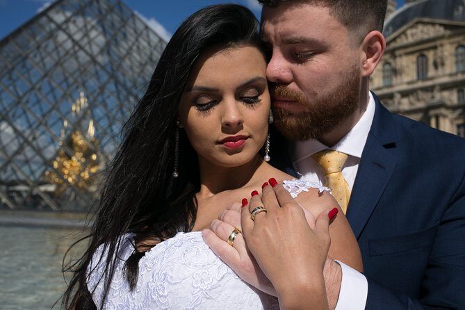 Paris Eiffel Tower Photoshoot Professional Photographer Private - Posing Guidance: The Secret Sauce for Looking Like You