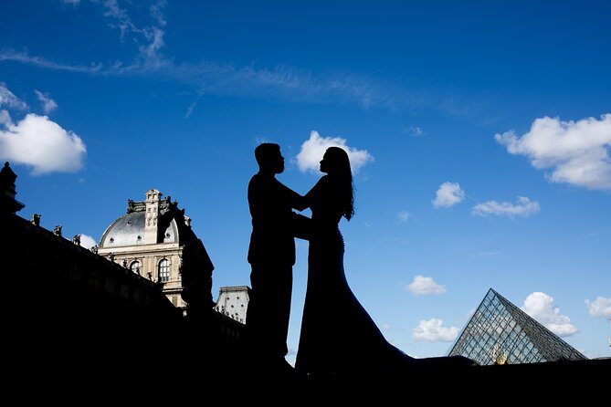 Paris Eiffel Tower Photoshoot Professional Photographer Private - Professional Camera and Real Lenses: Why This Looks Different