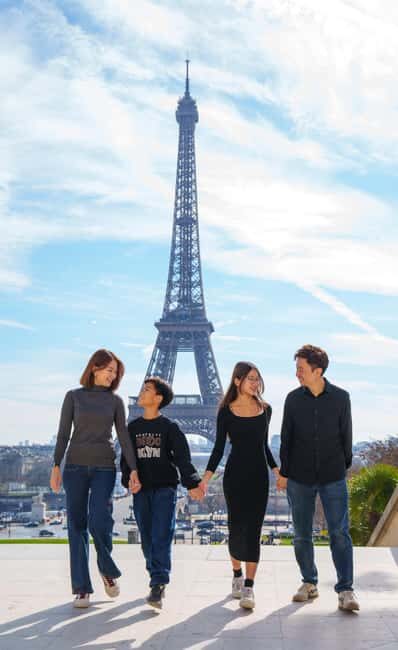 Paris: Eiffel Tower Photoshoot with a Professional - What You Get Back: Retouched High-Res Photos That Feel Natural