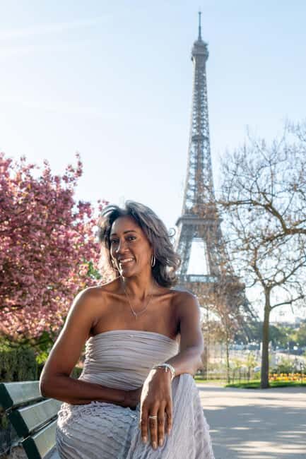 Paris: Eiffel Tower Private Professional Photoshoot - At the Eiffel Tower: how to get variety in just 30 minutes