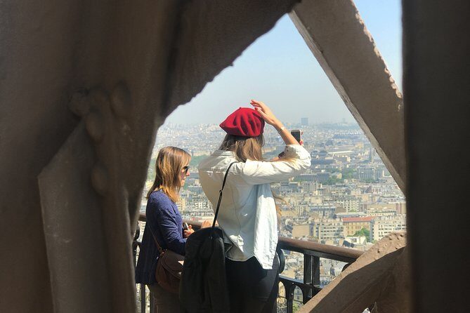 Paris: Eiffel Tower Summit Access - Meeting at 41 Av. de la Bourdonnais: Easy to Find, Easy to Mis-Time