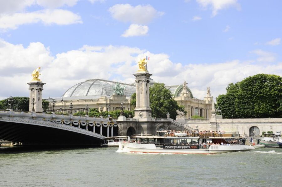 Paris: Eiffel Tower Tour & Seine River Cruise Tour - Price and Value: How $63 Adds Up