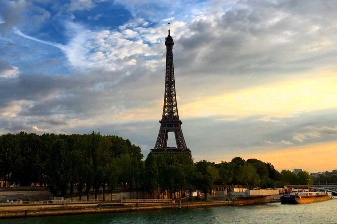 Paris Gourmet French Delicacies Food Tour in Eiffel Tower Area - How the included tastings map to real French food culture