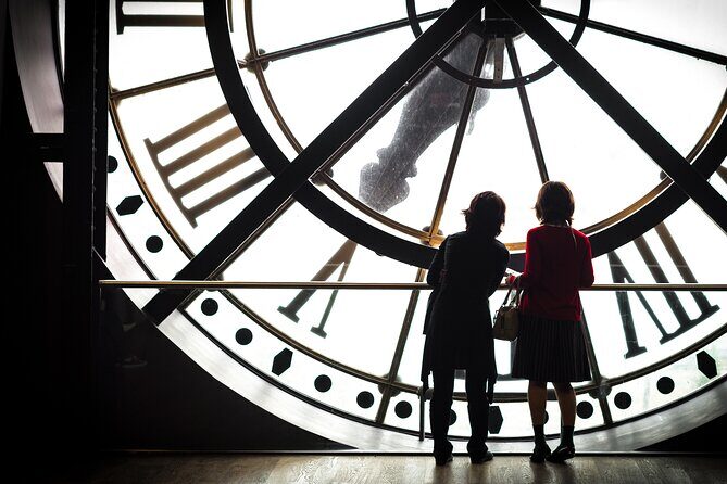Paris in a Day: Louvre or Orsay, Eiffel Tower, City Walk & Cruise - Louvre vs Orsay: how the day changes on Tuesdays