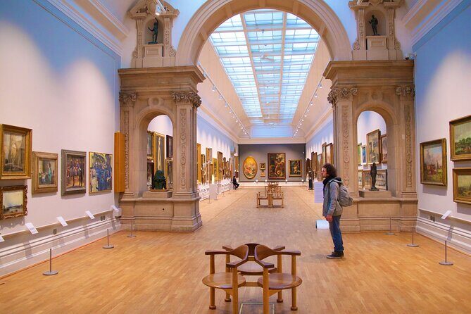 Paris Louvre Small Group Tour with Pre-Reserved Tickets - Small Group Size: Why It Actually Changes the Visit
