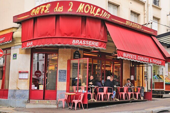 Paris Private Full Day Tour: Montmartre, Sights & Eiffel Tower - Montmartre Start: Sacré-Cœur Views and the Hill Game