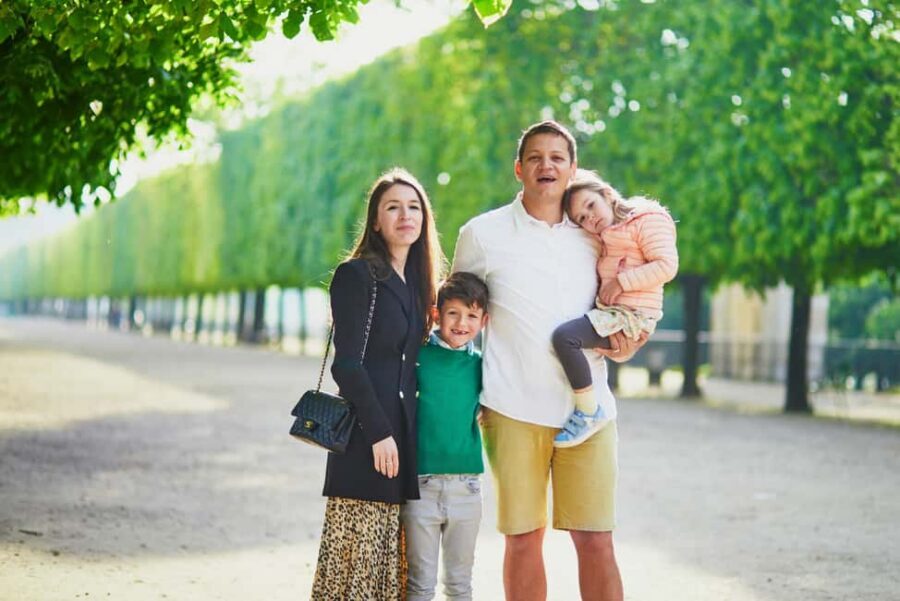 Paris: Private Full Day Tour to Montmartre & Eiffel Tower - Who This Tour Fits Best (And Who Might Want to Rethink It)