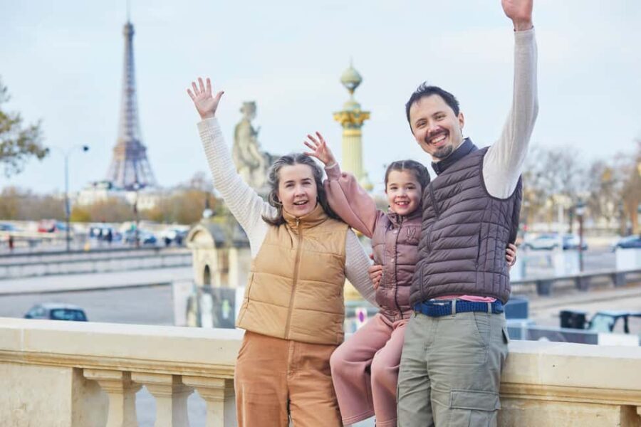 Paris: Private Full Day Tour to Montmartre & Eiffel Tower - Pigalle and the Long Lunch-Adjacent Pause at Bouillon Pigalle