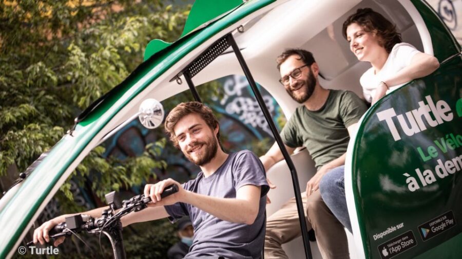 Paris: Private guided tour in Rickshaw bike - Gustave Eiffel - Price and value: what $23 buys you in Paris terms