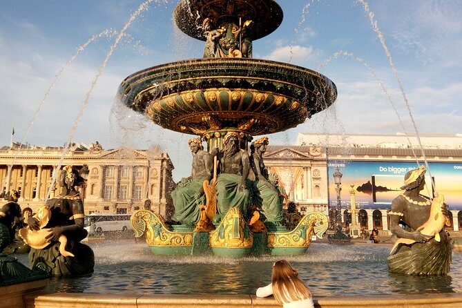 Paris Private Tour: Highlights, Top Quarters & Eiffel Tower - Timing and walking: how to make 3–4 hours feel like more